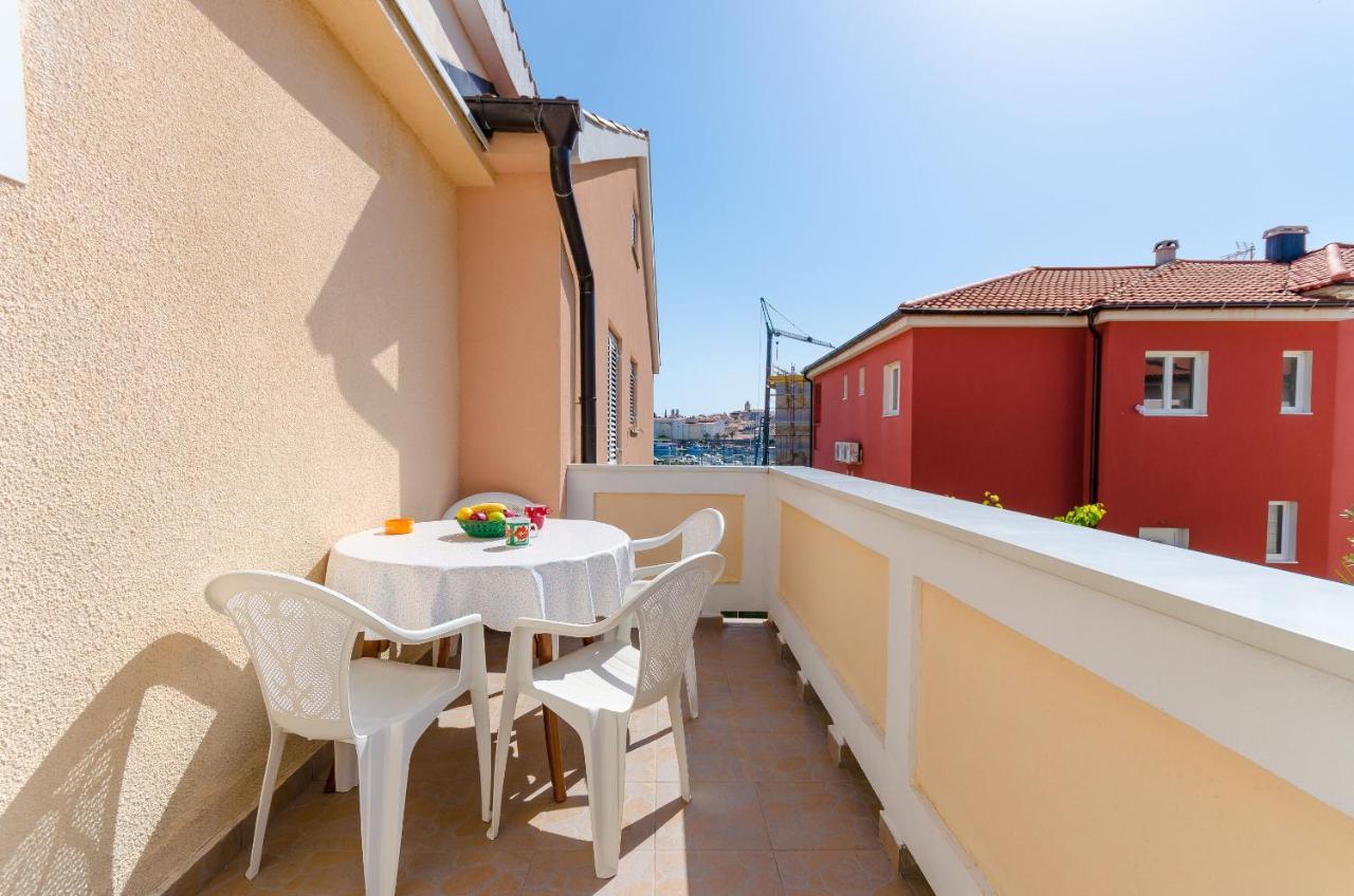 Apartment Zdravka Banjol Buitenkant foto